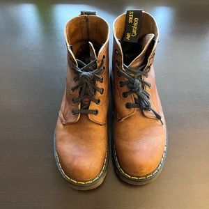 Dr Martens - women’s 8